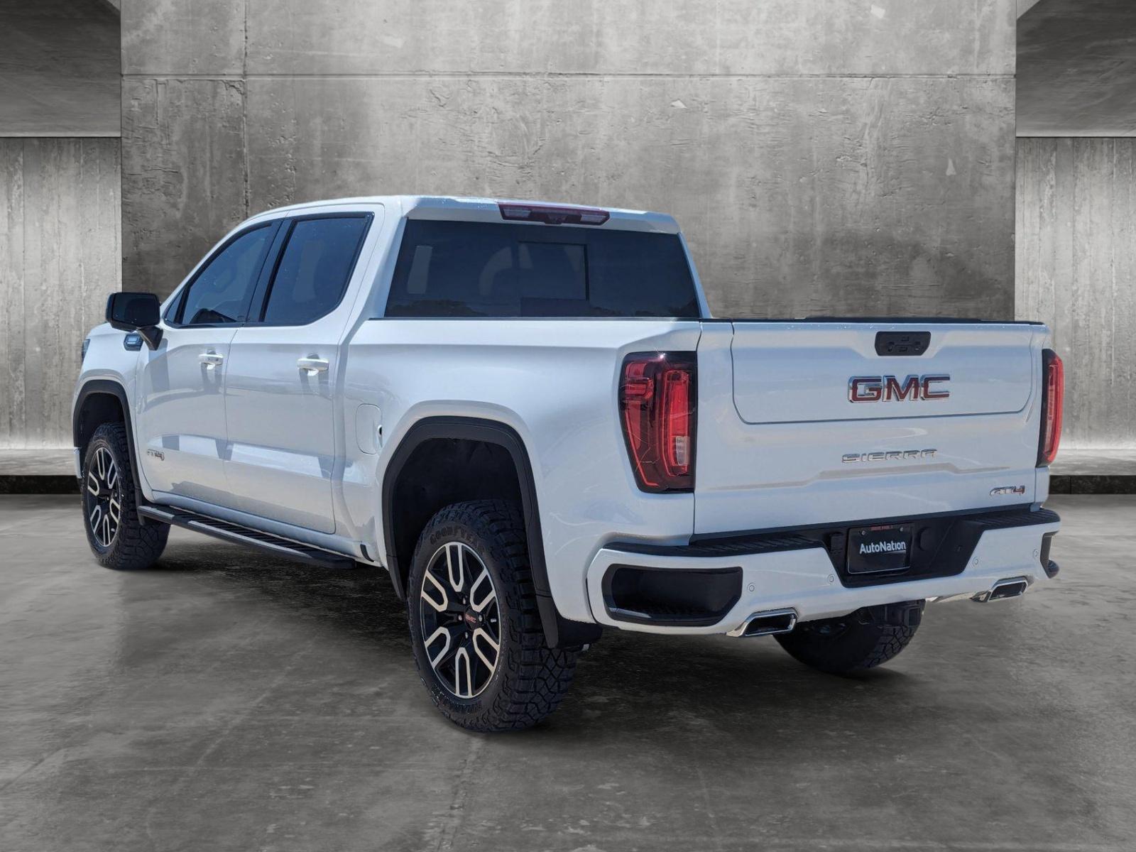 2024 GMC Sierra 1500 Vehicle Photo in CORPUS CHRISTI, TX 78412-4902