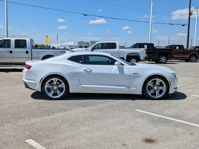 Certified 2021 Chevrolet Camaro LT1 with VIN 1G1FE1R75M0126080 for sale in Castroville, TX