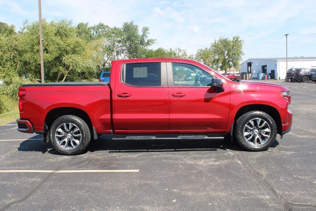 Used 2021 Chevrolet Silverado 1500 RST with VIN 3GCUYEED5MG330592 for sale in Salem, WI