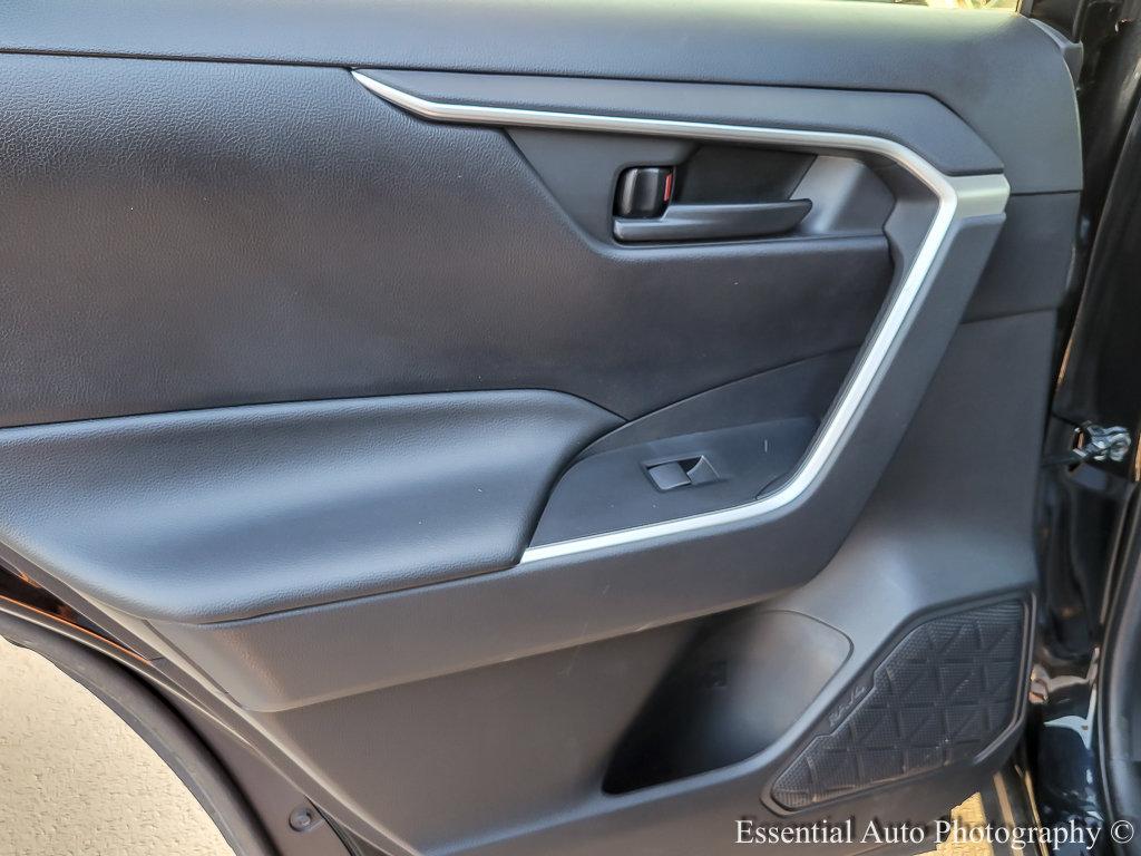 2019 Toyota RAV4 Vehicle Photo in AURORA, IL 60503-9326