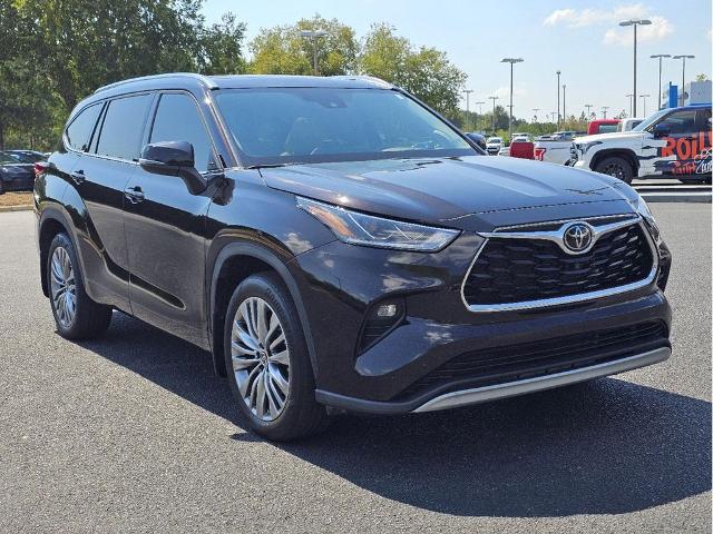 2021 Toyota Highlander Vehicle Photo in Auburn, AL 36832-6638