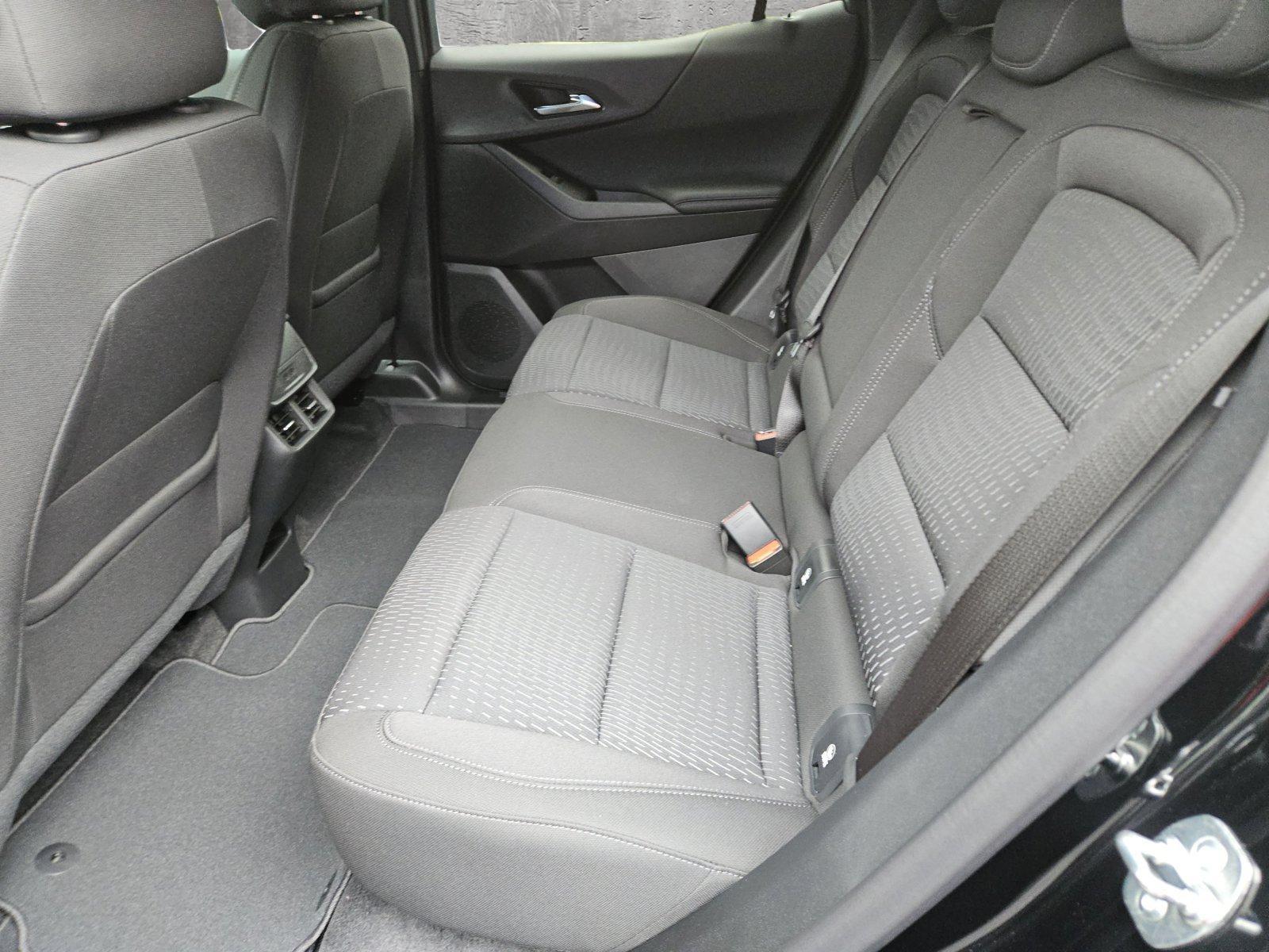 2025 Chevrolet Equinox Vehicle Photo in NORTH RICHLAND HILLS, TX 76180-7199