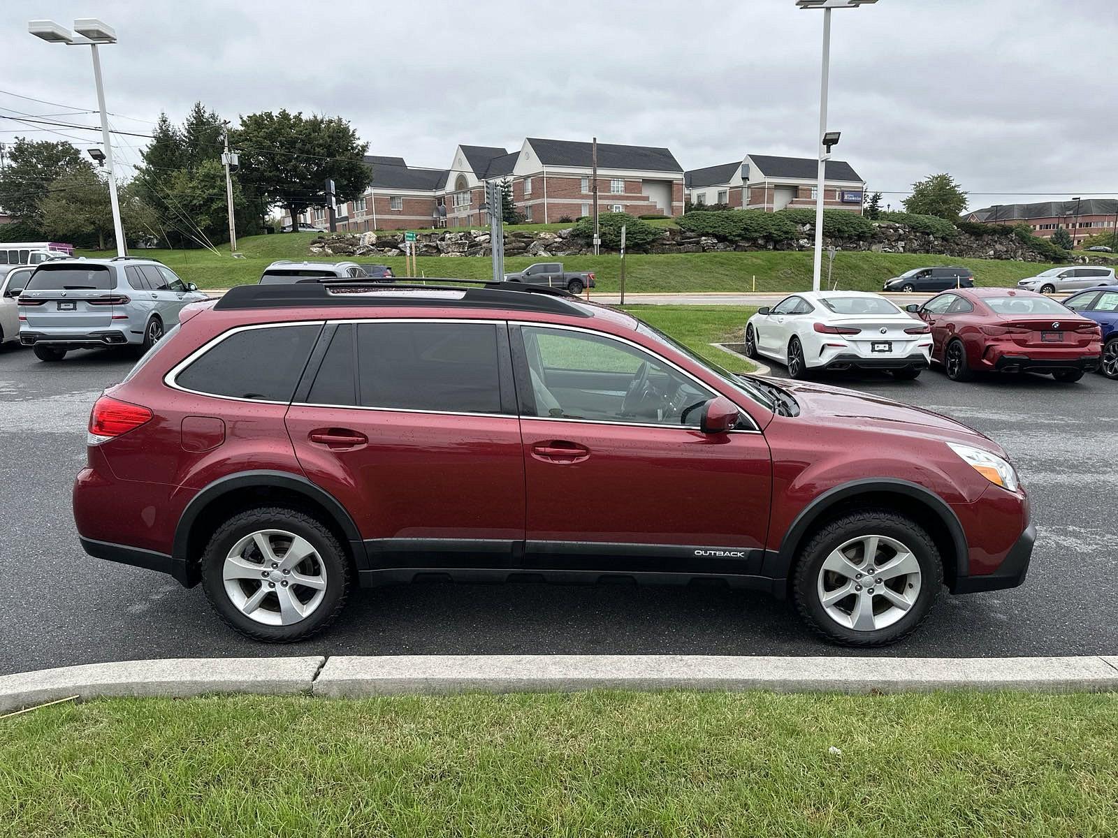 2013 Subaru Outback Vehicle Photo in Lancaster, PA 17601