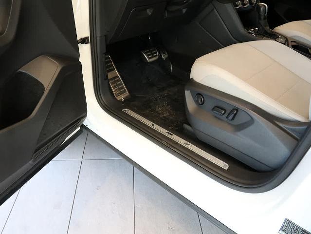 2020 Volkswagen Tiguan Vehicle Photo in LIBERTYVILLE, IL 60048-3287