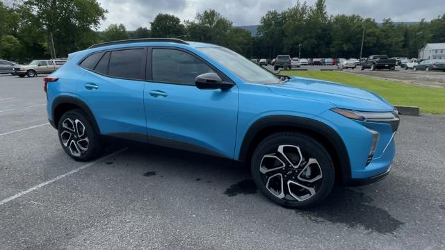 2025 Chevrolet Trax Vehicle Photo in THOMPSONTOWN, PA 17094-9014