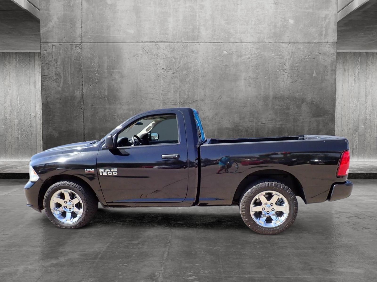 2019 Ram 1500 Classic Vehicle Photo in DENVER, CO 80221-3610