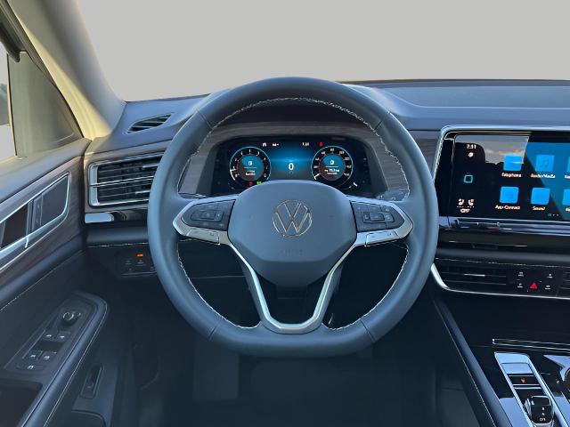 2024 Volkswagen Atlas Vehicle Photo in Oshkosh, WI 54904