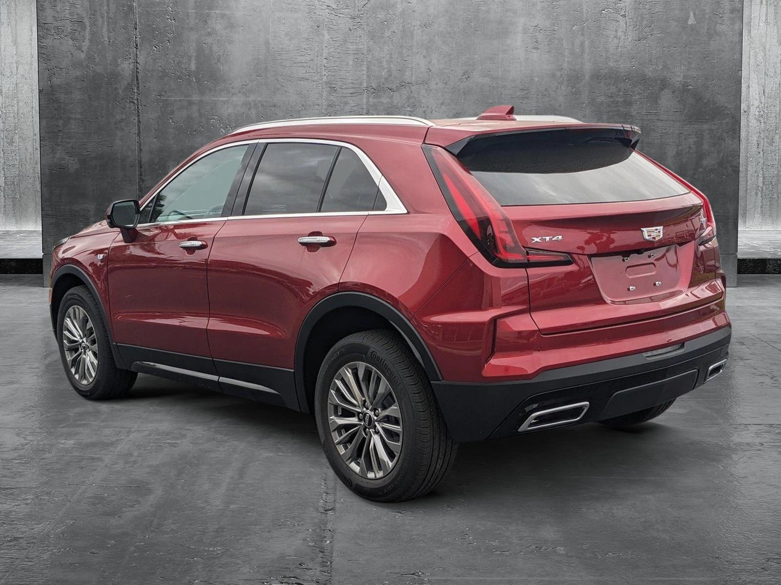 2025 Cadillac XT4 Vehicle Photo in WEST PALM BEACH, FL 33407-3296