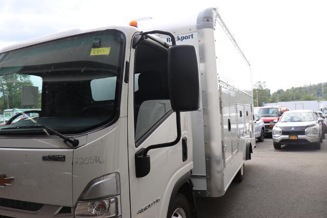 2024 Chevrolet Low Cab Forward 4500 Vehicle Photo in MONTICELLO, NY 12701-3853