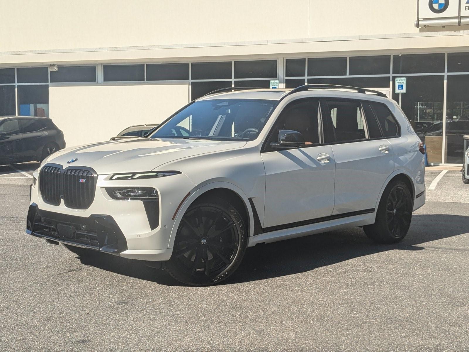 2024 BMW X7 M60i Vehicle Photo in Towson, MD 21204