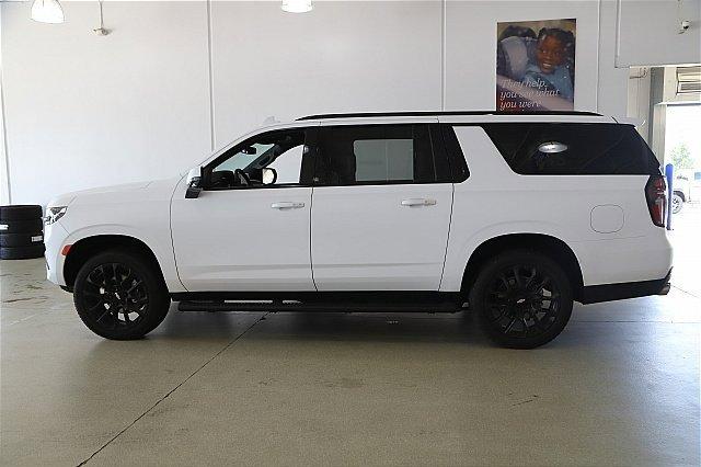 2024 Chevrolet Suburban Vehicle Photo in MEDINA, OH 44256-9001