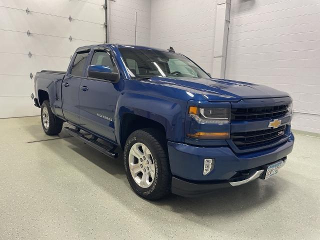 Used 2017 Chevrolet Silverado 1500 LT Z71 with VIN 1GCVKRECXHZ312924 for sale in Rogers, MN