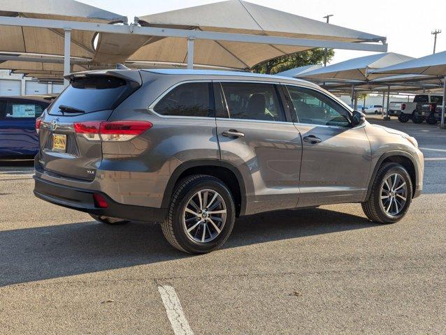 2018 Toyota Highlander Vehicle Photo in San Antonio, TX 78230