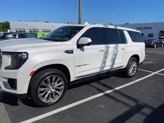 2023 GMC Yukon XL Vehicle Photo in TREVOSE, PA 19053-4984