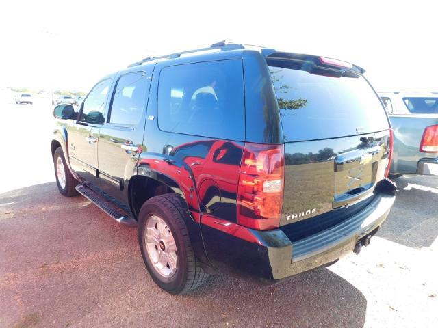 2011 Chevrolet Tahoe Vehicle Photo in GATESVILLE, TX 76528-2745