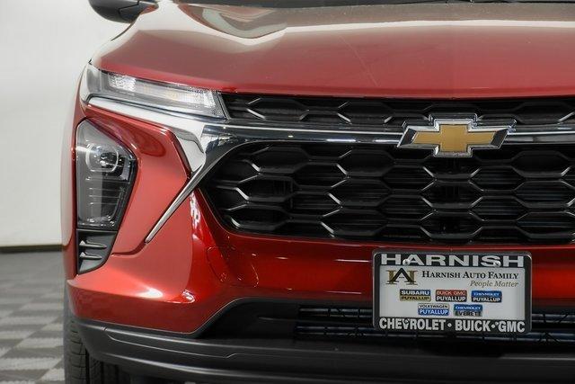 2025 Chevrolet Trax Vehicle Photo in PUYALLUP, WA 98371-4149