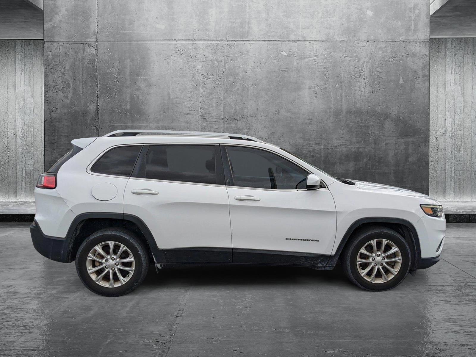 2019 Jeep Cherokee Vehicle Photo in Miami, FL 33015