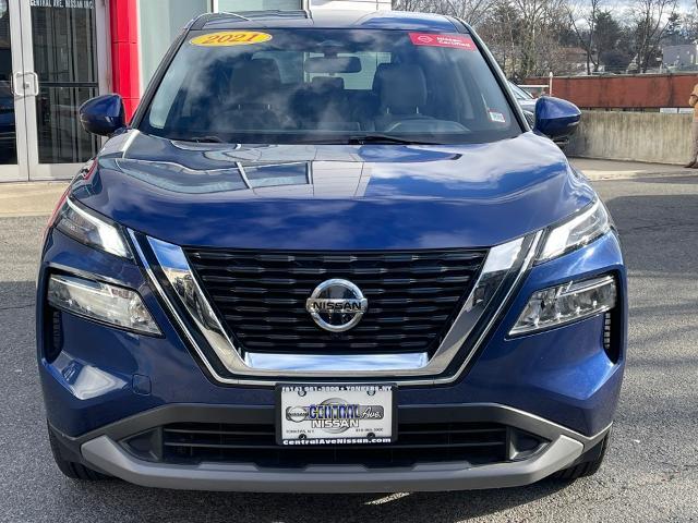 Used 2021 Nissan Rogue SV with VIN JN8AT3BBXMW220443 for sale in Yonkers, NY