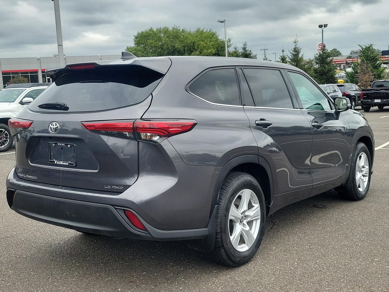 2022 Toyota Highlander Vehicle Photo in Trevose, PA 19053