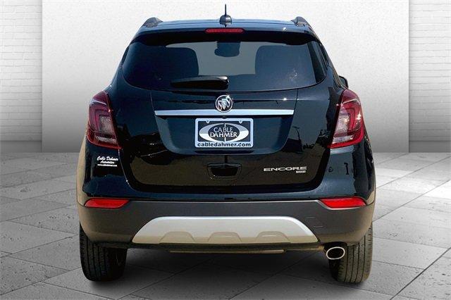 2021 Buick Encore Vehicle Photo in TOPEKA, KS 66609-0000