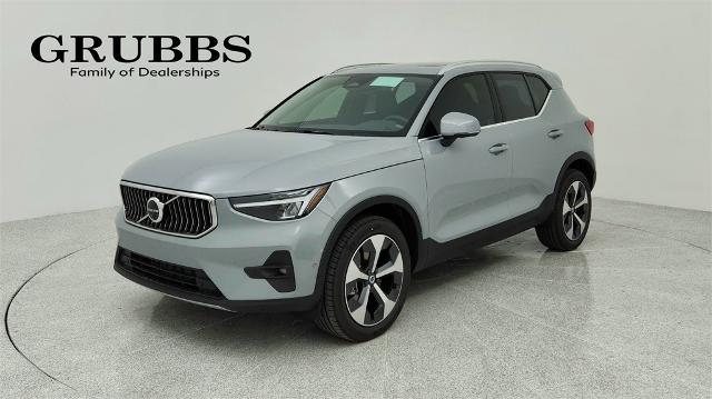 2024 Volvo XC40 Vehicle Photo in Grapevine, TX 76051