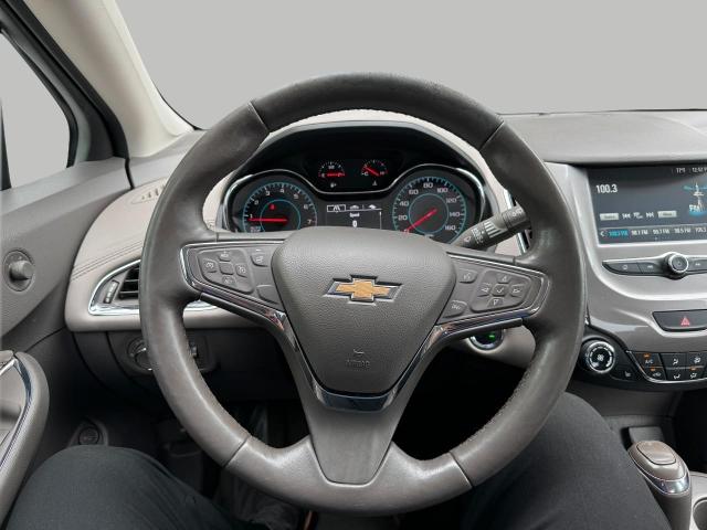 2017 Chevrolet Cruze Vehicle Photo in Oshkosh, WI 54904