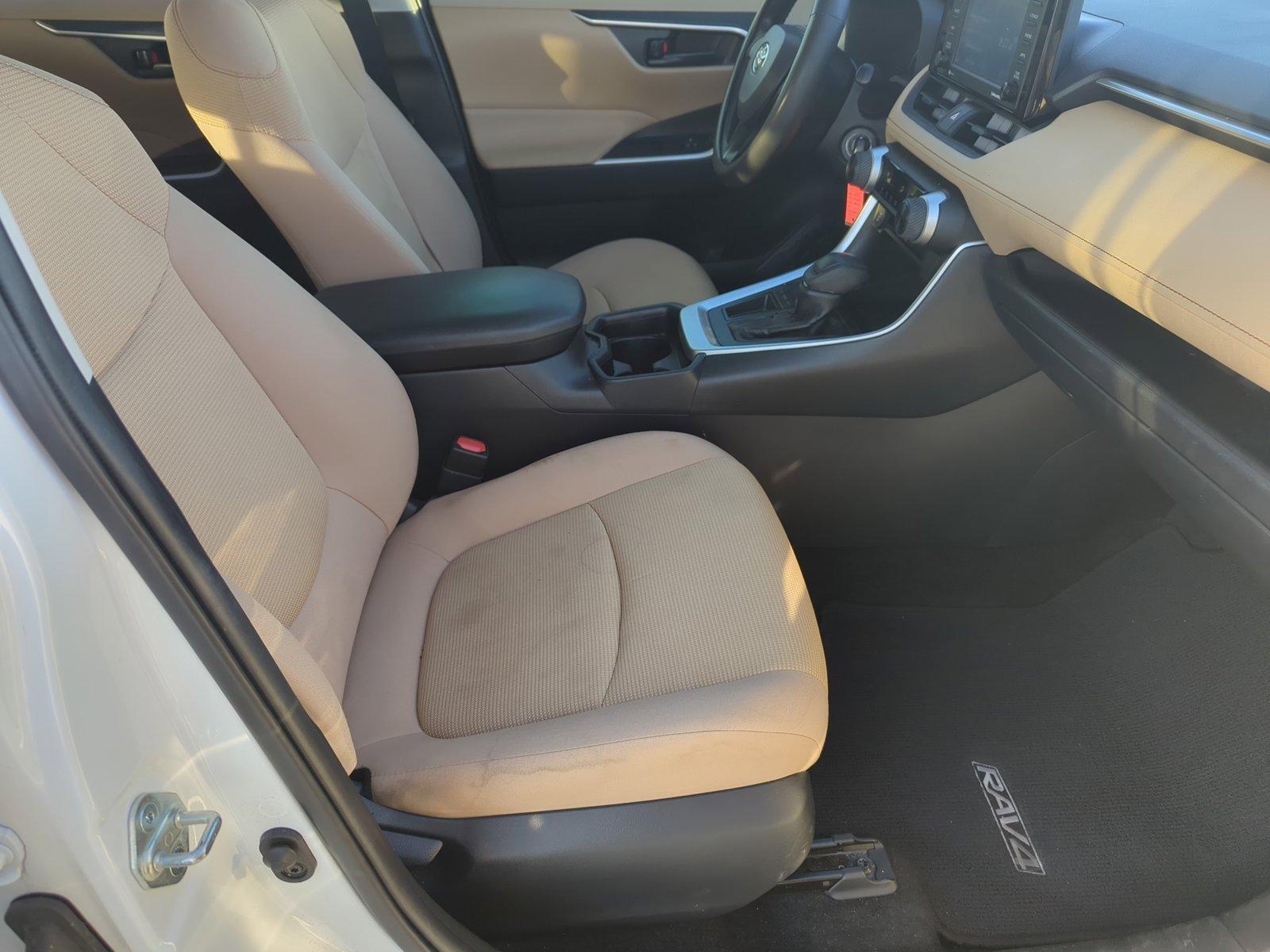 2020 Toyota RAV4 Vehicle Photo in Ft. Myers, FL 33907