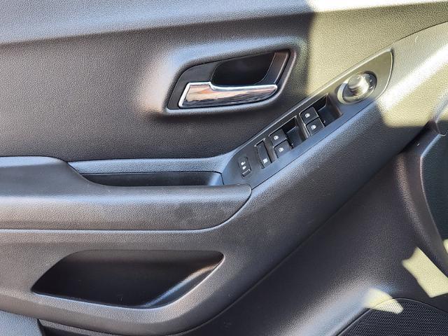 2021 Chevrolet Trax Vehicle Photo in Ennis, TX 75119-5114