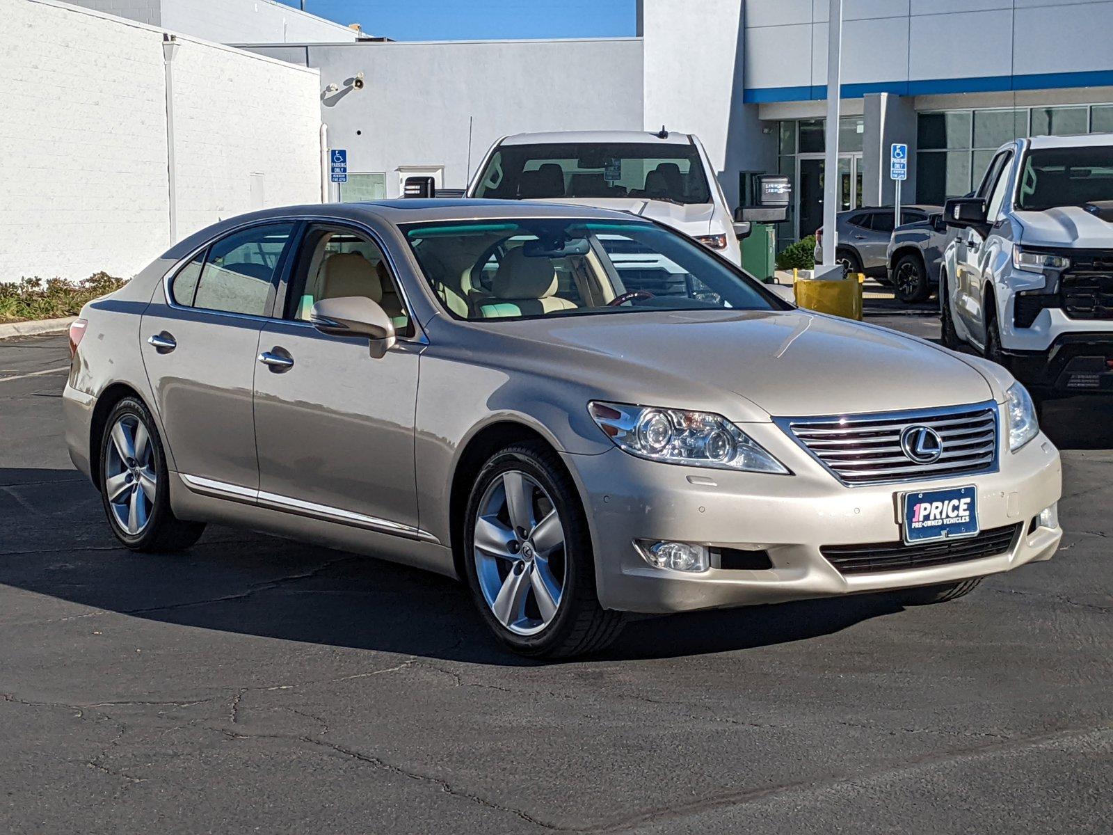 2011 Lexus LS 460 Vehicle Photo in VALENCIA, CA 91355-1705