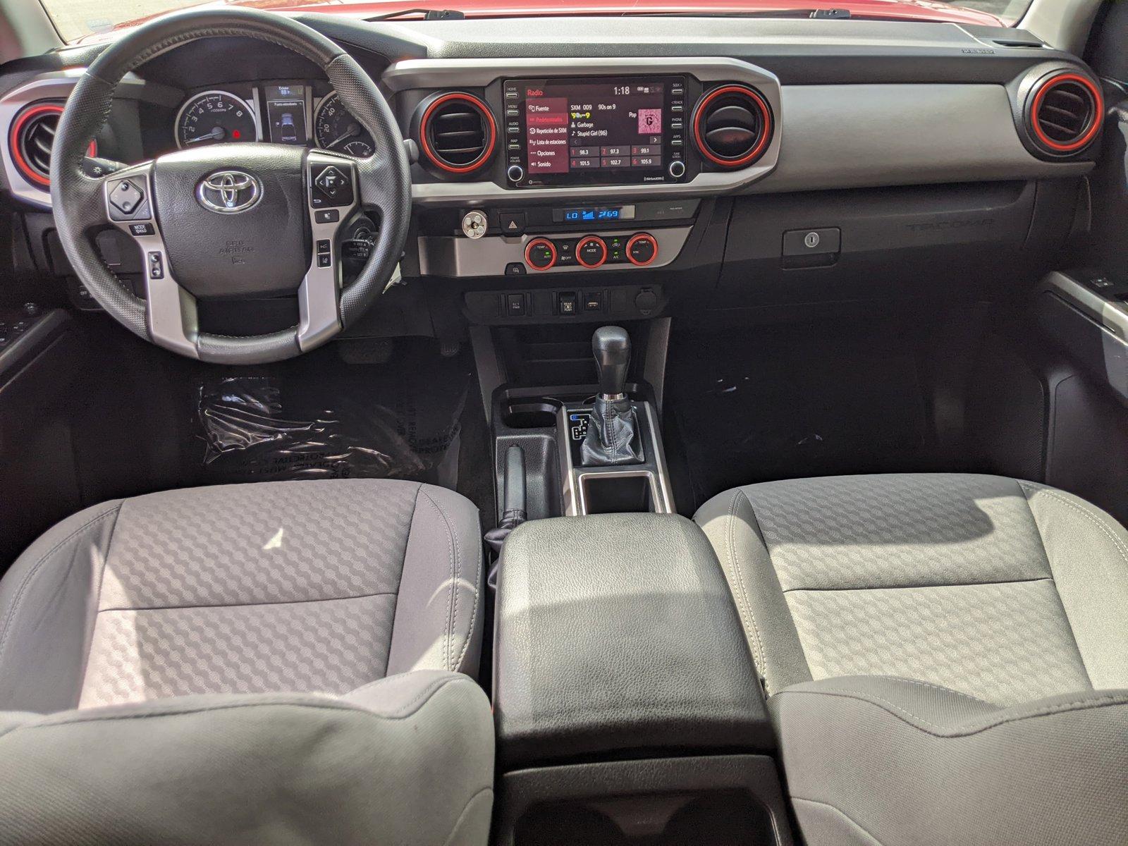 2021 Toyota Tacoma 2WD Vehicle Photo in PEMBROKE PINES, FL 33024-6534