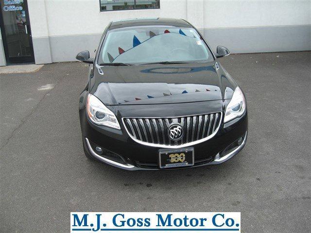 Used 2017 Buick Regal Sport Touring with VIN 2G4GL5EX2H9132165 for sale in La Grande, OR