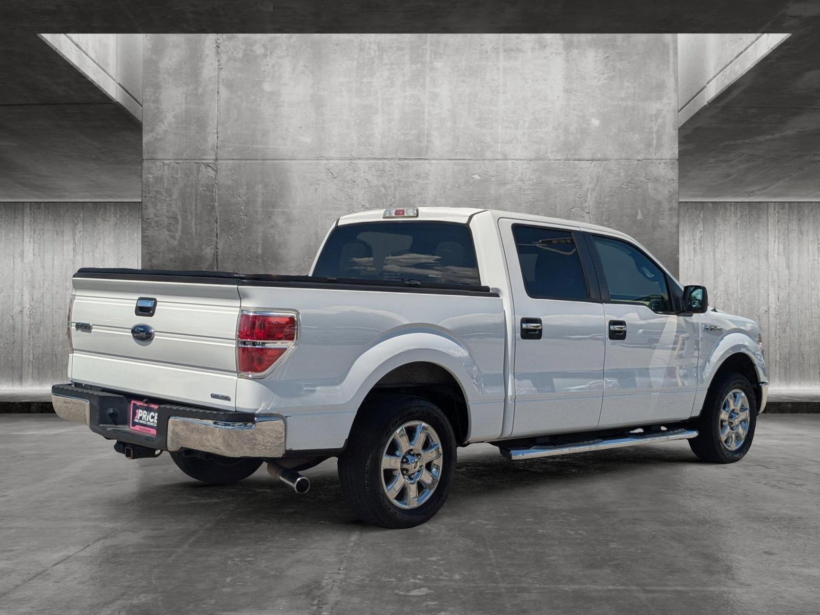 2013 Ford F-150 Vehicle Photo in St. Petersburg, FL 33713