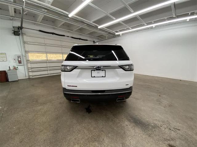 2020 Chevrolet Traverse Vehicle Photo in PORTLAND, OR 97225-3518