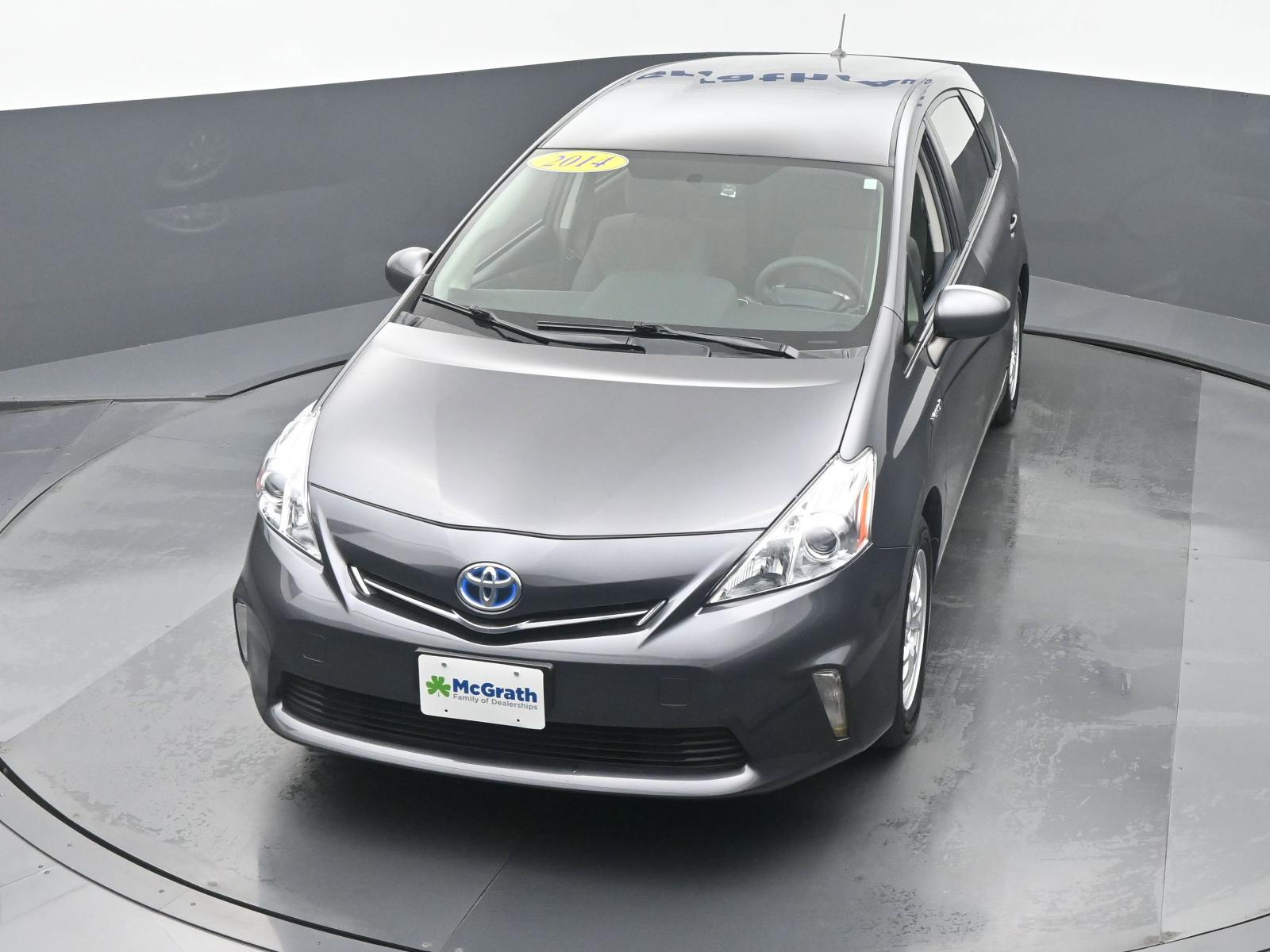 2014 Toyota Prius v Vehicle Photo in Cedar Rapids, IA 52402