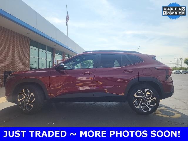 2025 Chevrolet Trax Vehicle Photo in Plainfield, IL 60586