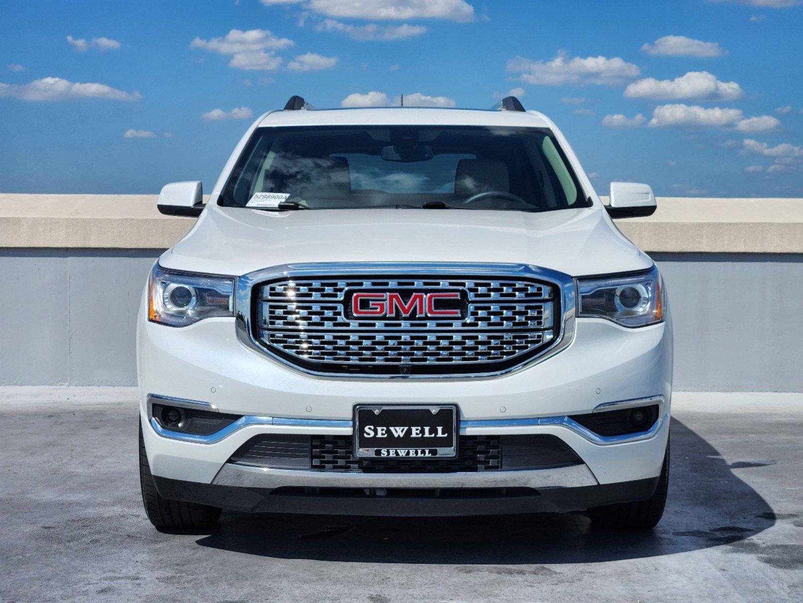 2017 GMC Acadia Vehicle Photo in DALLAS, TX 75209