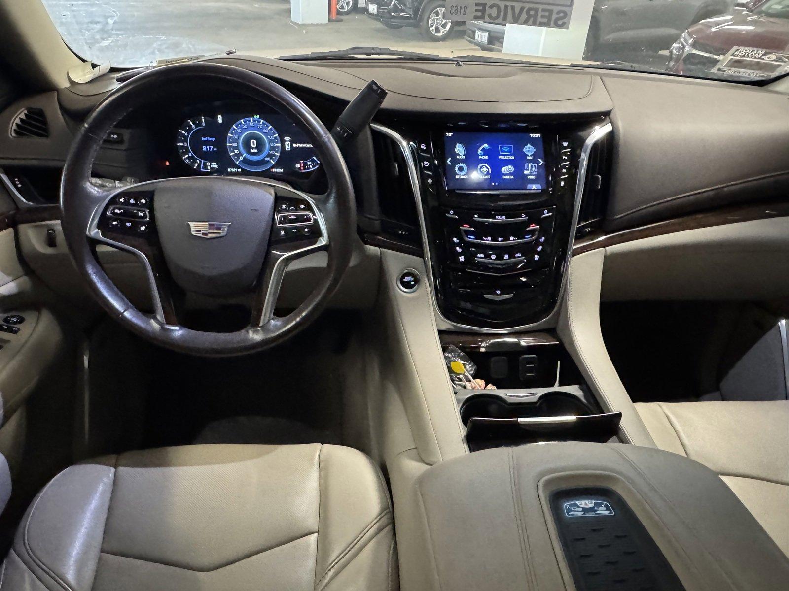 2016 Cadillac Escalade Vehicle Photo in LOS ANGELES, CA 90007-3794