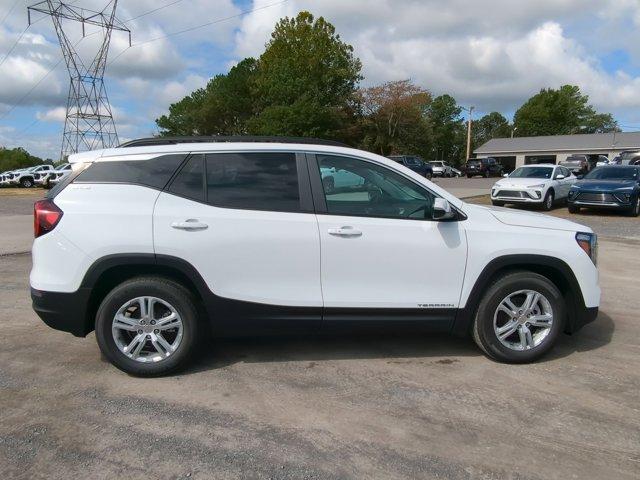 2024 GMC Terrain Vehicle Photo in ALBERTVILLE, AL 35950-0246