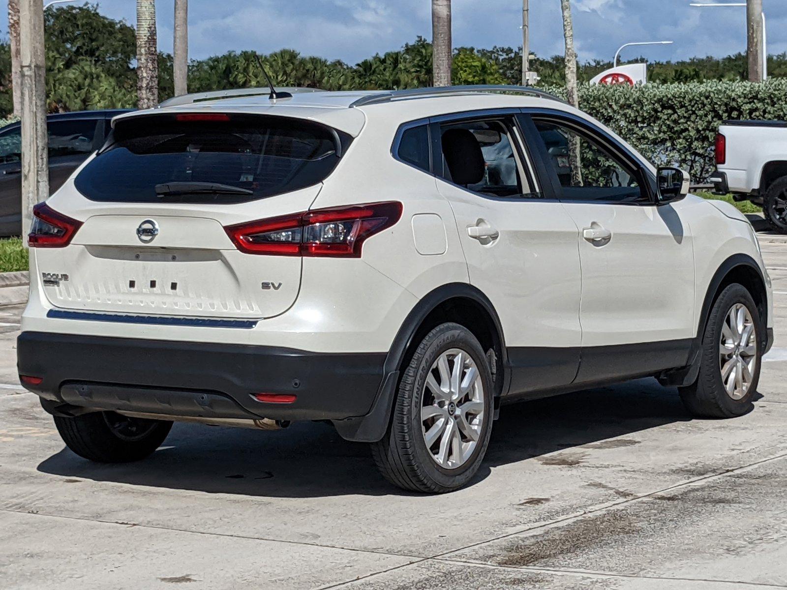 2022 Nissan Rogue Sport Vehicle Photo in Davie, FL 33331