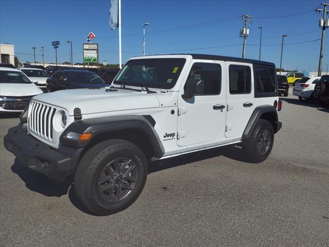 2024 Jeep Wrangler Vehicle Photo in South Hill, VA 23970