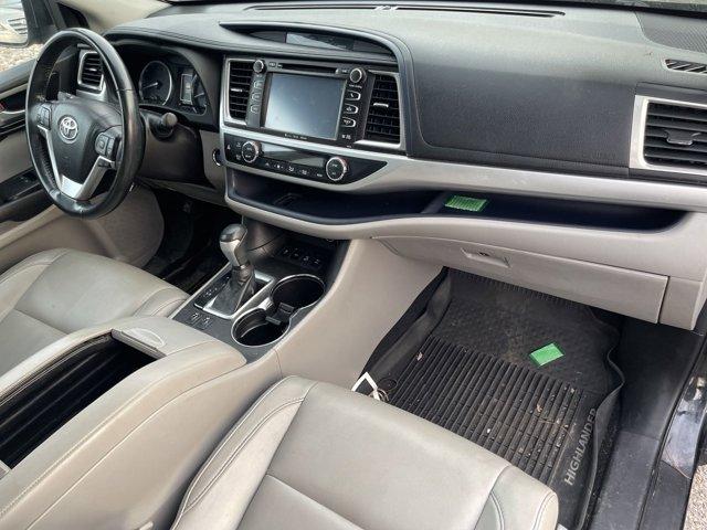 2018 Toyota Highlander Vehicle Photo in Flemington, NJ 08822