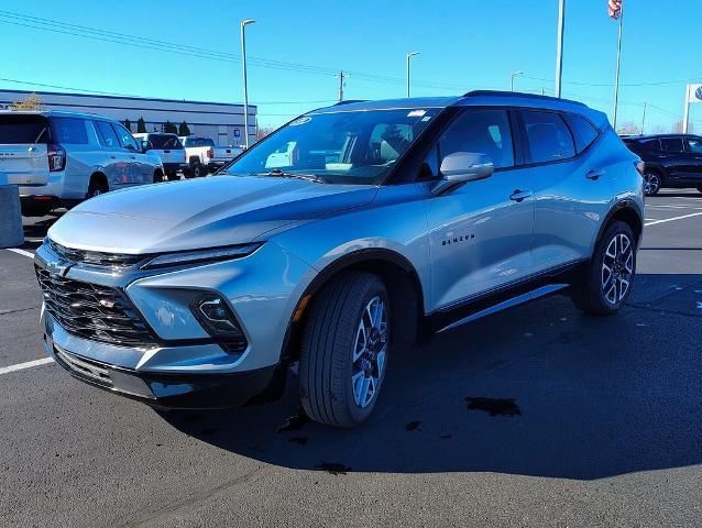 2024 Chevrolet Blazer Vehicle Photo in GREEN BAY, WI 54304-5303