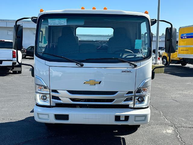 2024 Chevrolet 5500 HD LCF Diesel Vehicle Photo in BARTOW, FL 33830-4397