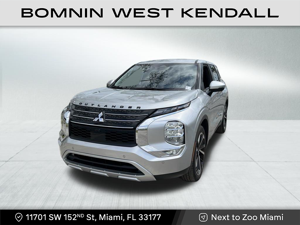 Used 2024 Mitsubishi Outlander SE with VIN JA4J3VA83RZ005905 for sale in Miami, FL