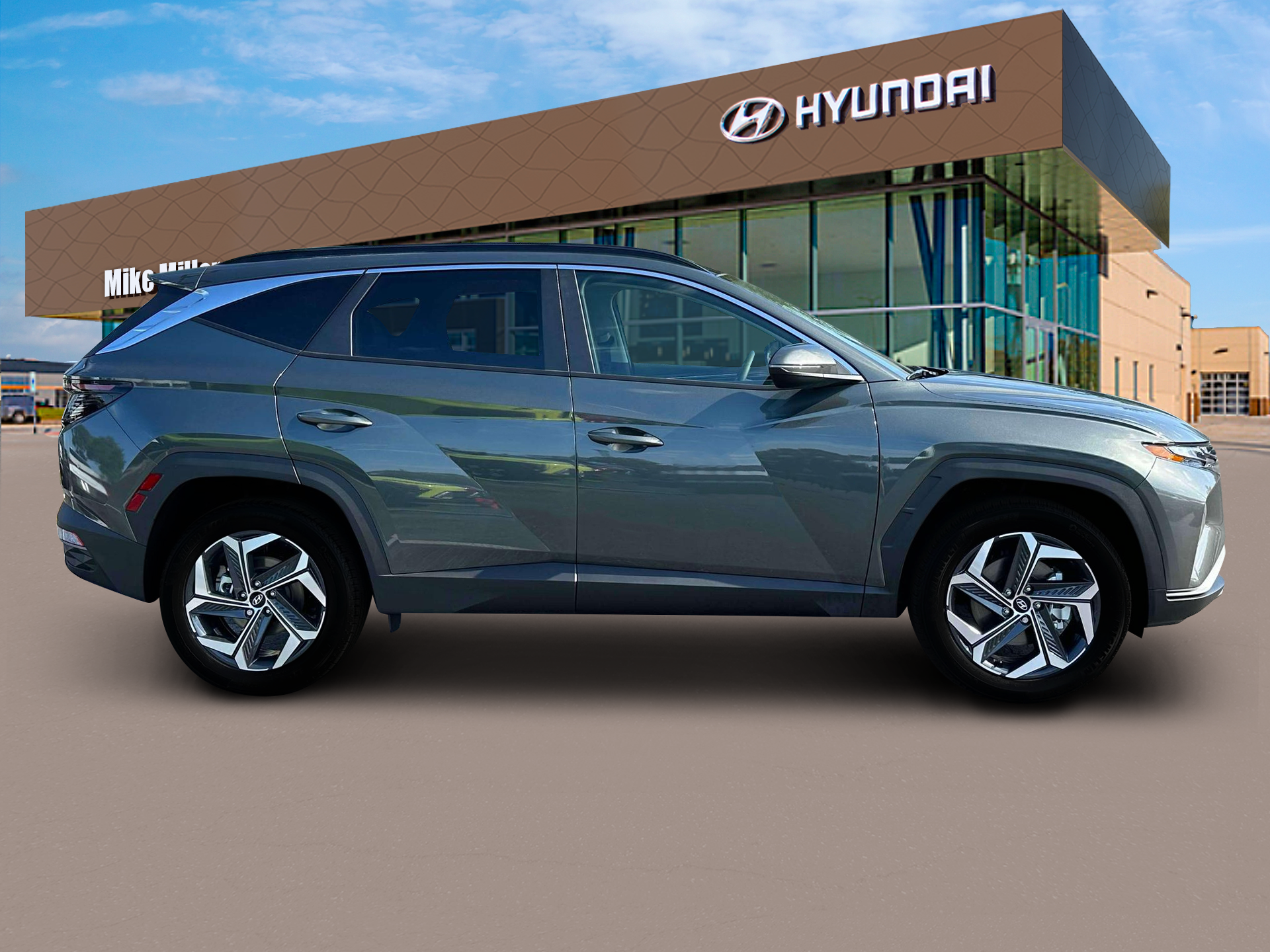 2024 Hyundai TUCSON Hybrid Vehicle Photo in Peoria, IL 61615