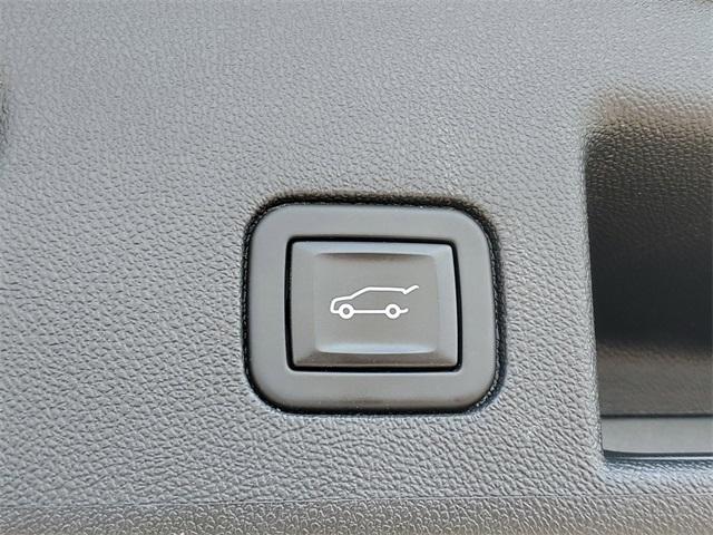 2023 Chevrolet Equinox Vehicle Photo in GRAND BLANC, MI 48439-8139