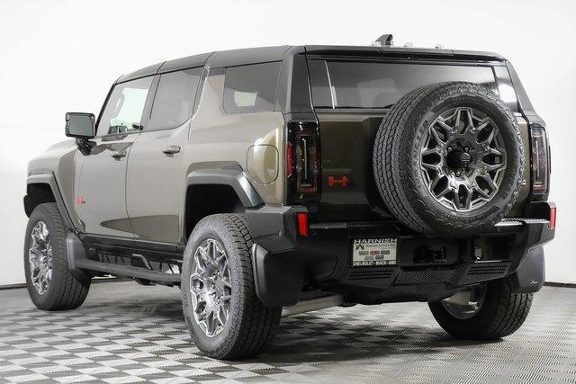 2025 GMC HUMMER EV SUV Vehicle Photo in PUYALLUP, WA 98371-4149