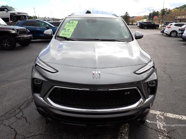 2024 Buick Encore GX Vehicle Photo in ZELIENOPLE, PA 16063-2910