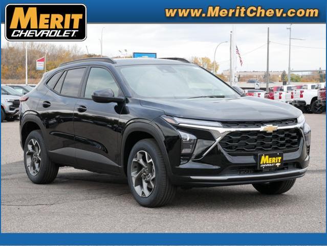 2025 Chevrolet Trax Vehicle Photo in MAPLEWOOD, MN 55119-4794