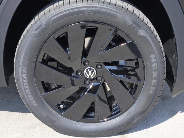 2025 Volkswagen Atlas Vehicle Photo in WEATHERFORD, TX 76087